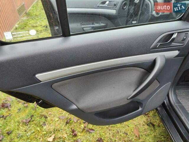 Чорний Шкода Октавія, об'ємом двигуна 1.6 л та пробігом 200 тис. км за 7800 $, фото 16 на Automoto.ua