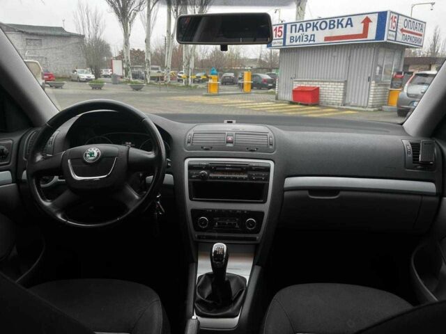 Черный Шкода Октавия, объемом двигателя 1.8 л и пробегом 188 тыс. км за 9200 $, фото 14 на Automoto.ua