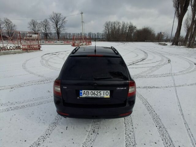 Шкода Октавия 2010 в Могилев-Подольском на Automoto.ua Черный Шкода Октавия, объемом двигателя 1.6 л и пробегом 250 тыс. км за 6999 $, фото 7 на Automoto.ua