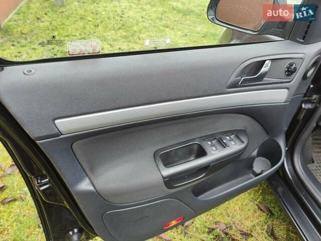 Чорний Шкода Октавія, об'ємом двигуна 1.6 л та пробігом 200 тис. км за 7800 $, фото 15 на Automoto.ua