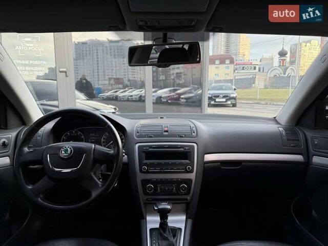 Черный Шкода Октавия, объемом двигателя 1.4 л и пробегом 275 тыс. км за 8990 $, фото 12 на Automoto.ua