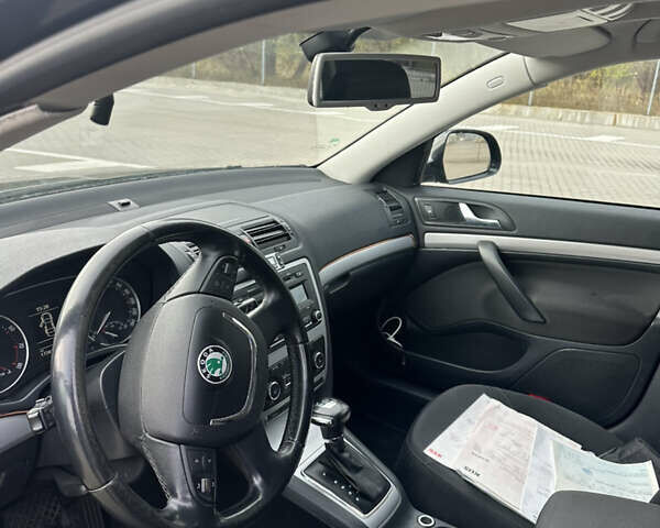 Черный Шкода Октавия, объемом двигателя 1.4 л и пробегом 172 тыс. км за 8100 $, фото 17 на Automoto.ua