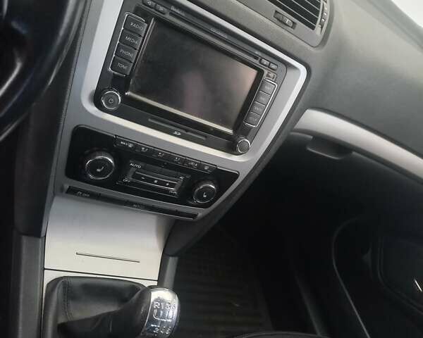 Чорний Шкода Октавія, об'ємом двигуна 1.4 л та пробігом 212 тис. км за 6500 $, фото 9 на Automoto.ua
