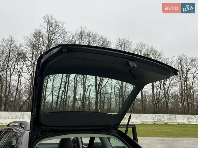 Черный Шкода Октавия, объемом двигателя 2 л и пробегом 229 тыс. км за 11650 $, фото 103 на Automoto.ua