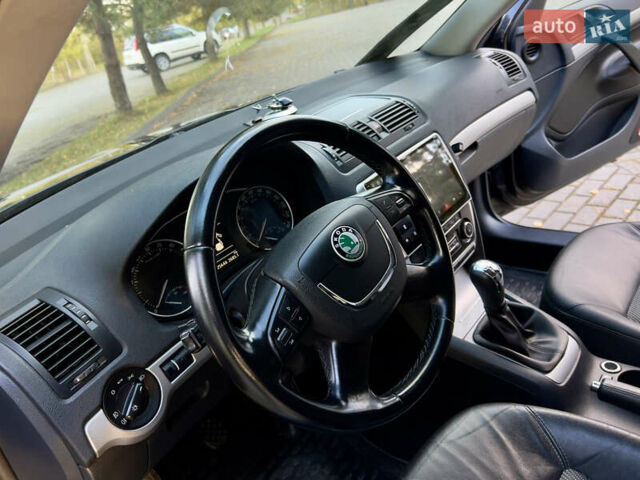 Чорний Шкода Октавія, об'ємом двигуна 1.6 л та пробігом 330 тис. км за 7499 $, фото 31 на Automoto.ua