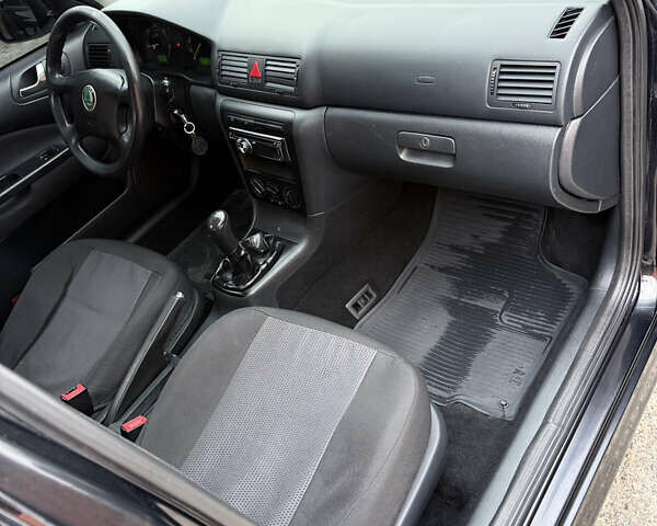 Чорний Шкода Октавія, об'ємом двигуна 1.9 л та пробігом 250 тис. км за 6300 $, фото 10 на Automoto.ua