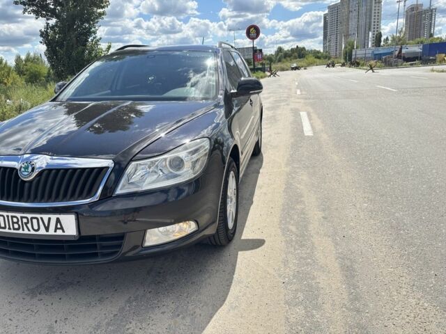 Чорний Шкода Октавія, об'ємом двигуна 1.6 л та пробігом 240 тис. км за 9000 $, фото 3 на Automoto.ua