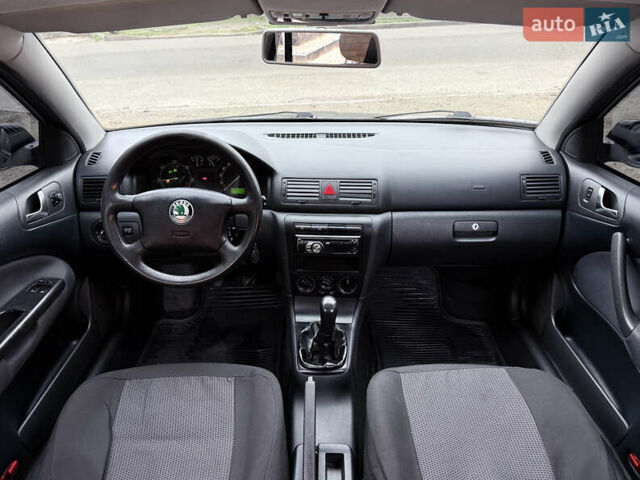 Чорний Шкода Октавія, об'ємом двигуна 1.9 л та пробігом 250 тис. км за 6300 $, фото 6 на Automoto.ua