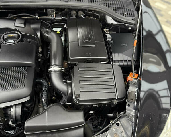 Черный Шкода Октавия, объемом двигателя 1.6 л и пробегом 157 тыс. км за 9000 $, фото 36 на Automoto.ua