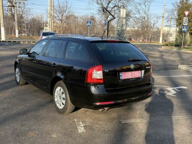 Чорний Шкода Октавія, об'ємом двигуна 1.4 л та пробігом 181 тис. км за 8100 $, фото 4 на Automoto.ua