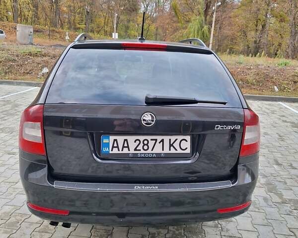 Шкода Октавія 2010 у Горохів на Automoto.ua Чорний Шкода Октавія, об'ємом двигуна 1.8 л та пробігом 310 тис. км за 6799 $, фото 12 на Automoto.ua