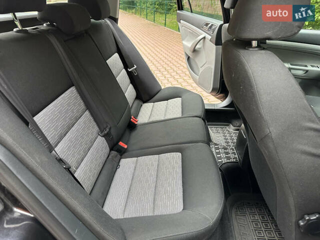 Черный Шкода Октавия, объемом двигателя 1.6 л и пробегом 224 тыс. км за 7500 $, фото 29 на Automoto.ua