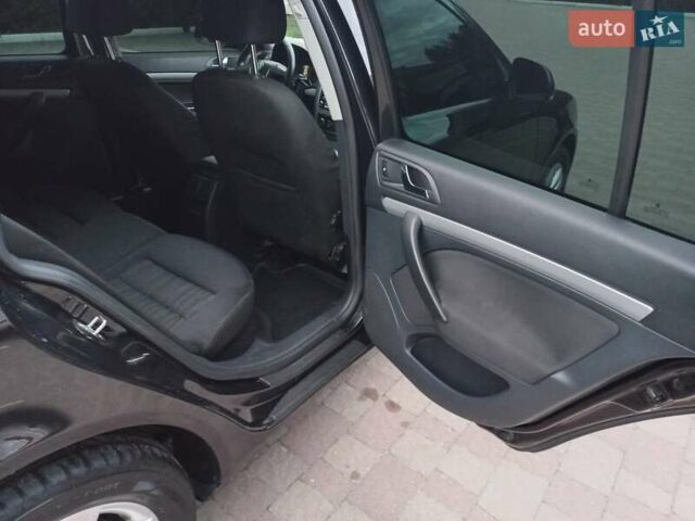 Черный Шкода Октавия, объемом двигателя 1.6 л и пробегом 300 тыс. км за 8500 $, фото 4 на Automoto.ua
