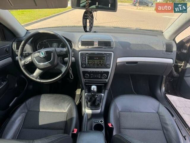 Шкода Октавия 2010 в Городке на Automoto.ua Черный Шкода Октавия, объемом двигателя 1.8 л и пробегом 238 тыс. км за 7500 $, фото 9 на Automoto.ua