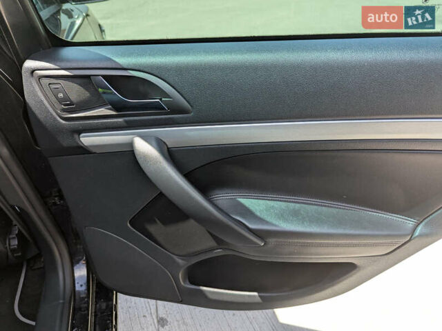 Черный Шкода Октавия, объемом двигателя 1.98 л и пробегом 176 тыс. км за 12400 $, фото 23 на Automoto.ua