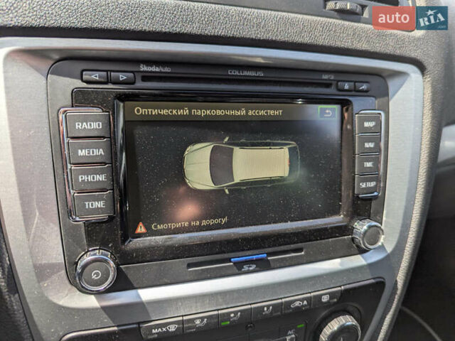 Черный Шкода Октавия, объемом двигателя 1.98 л и пробегом 176 тыс. км за 12400 $, фото 24 на Automoto.ua