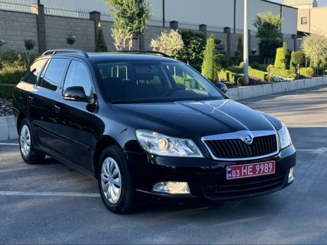 Черный Шкода Октавия, объемом двигателя 1.8 л и пробегом 240 тыс. км за 6999 $, фото 9 на Automoto.ua