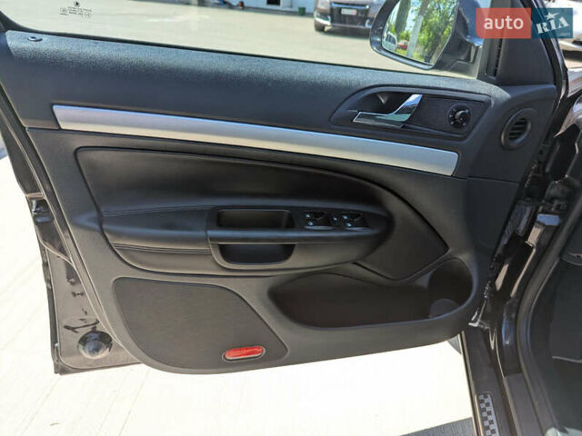 Черный Шкода Октавия, объемом двигателя 1.98 л и пробегом 176 тыс. км за 12400 $, фото 13 на Automoto.ua