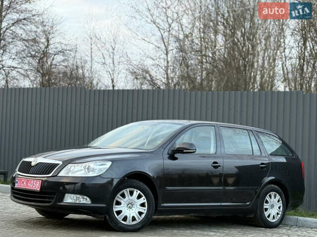Черный Шкода Октавия, объемом двигателя 1.6 л и пробегом 202 тыс. км за 7490 $, фото 63 на Automoto.ua