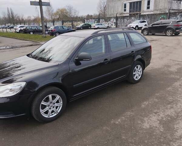 Черный Шкода Октавия, объемом двигателя 0 л и пробегом 210 тыс. км за 6300 $, фото 35 на Automoto.ua