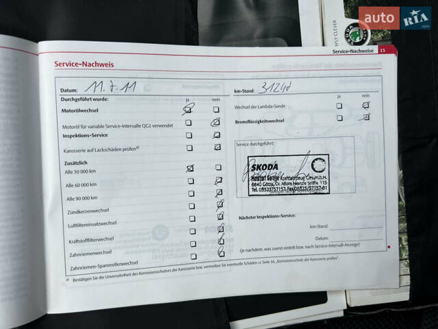 Черный Шкода Октавия, объемом двигателя 2 л и пробегом 265 тыс. км за 11950 $, фото 116 на Automoto.ua