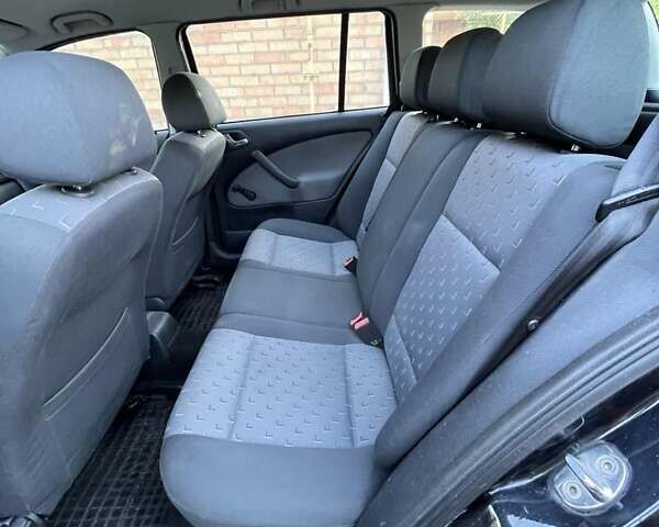 Черный Шкода Октавия, объемом двигателя 1.6 л и пробегом 198 тыс. км за 6700 $, фото 11 на Automoto.ua