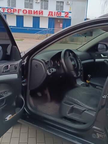 Черный Шкода Октавия, объемом двигателя 1.6 л и пробегом 390 тыс. км за 7250 $, фото 10 на Automoto.ua