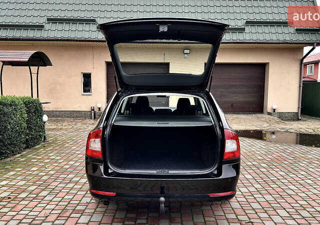 Чорний Шкода Октавія, об'ємом двигуна 1.6 л та пробігом 114 тис. км за 8299 $, фото 20 на Automoto.ua