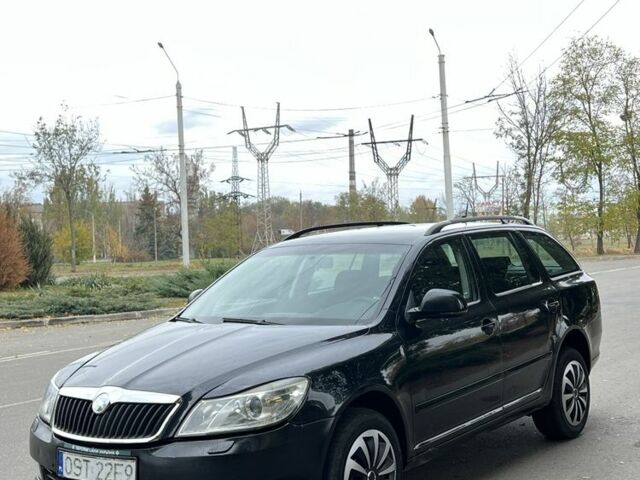 Черный Шкода Октавия, объемом двигателя 2 л и пробегом 300 тыс. км за 3170 $, фото 5 на Automoto.ua