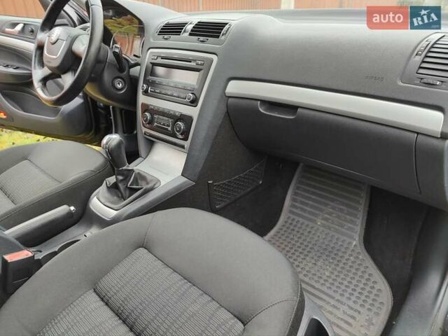 Чорний Шкода Октавія, об'ємом двигуна 1.6 л та пробігом 200 тис. км за 7800 $, фото 25 на Automoto.ua