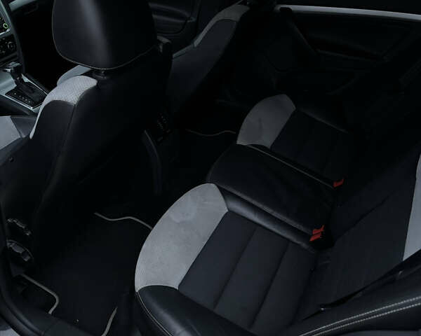 Чорний Шкода Октавія, об'ємом двигуна 1.98 л та пробігом 250 тис. км за 10000 $, фото 12 на Automoto.ua