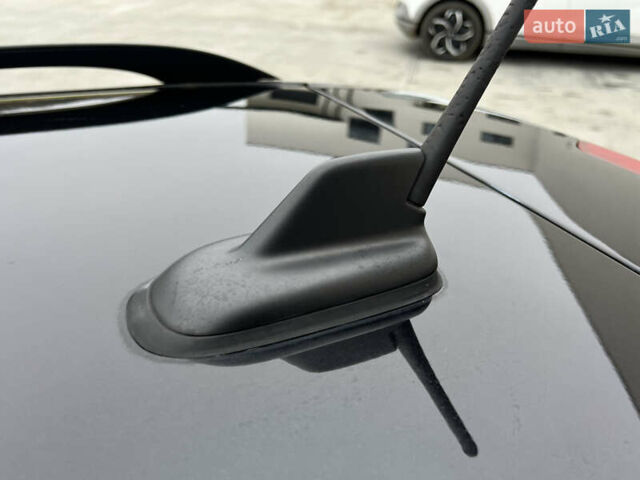 Черный Шкода Октавия, объемом двигателя 2 л и пробегом 229 тыс. км за 11650 $, фото 48 на Automoto.ua