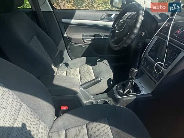 Черный Шкода Октавия, объемом двигателя 1.39 л и пробегом 268 тыс. км за 6500 $, фото 1 на Automoto.ua