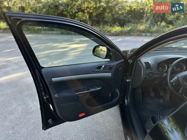 Чорний Шкода Октавія, об'ємом двигуна 1.8 л та пробігом 314 тис. км за 7300 $, фото 41 на Automoto.ua