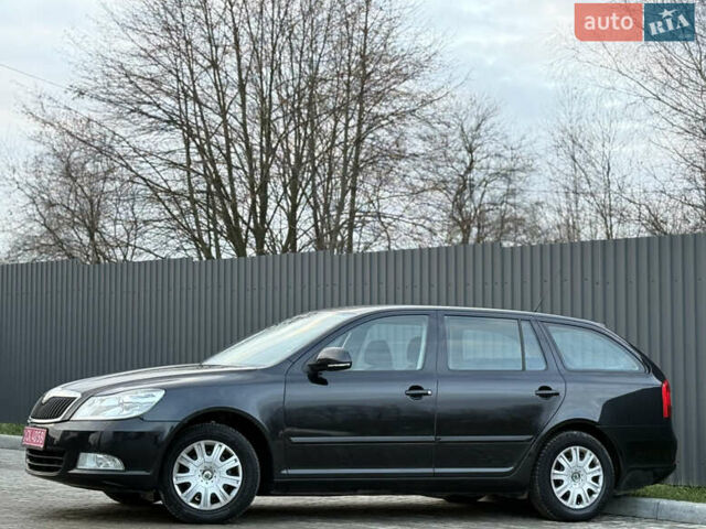 Черный Шкода Октавия, объемом двигателя 1.6 л и пробегом 202 тыс. км за 7490 $, фото 64 на Automoto.ua