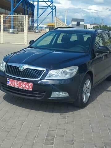 Черный Шкода Октавия, объемом двигателя 1.6 л и пробегом 260 тыс. км за 7650 $, фото 2 на Automoto.ua