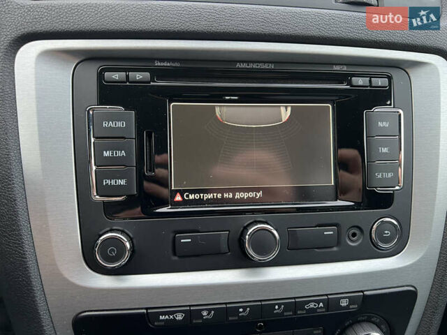 Черный Шкода Октавия, объемом двигателя 2 л и пробегом 265 тыс. км за 11950 $, фото 107 на Automoto.ua
