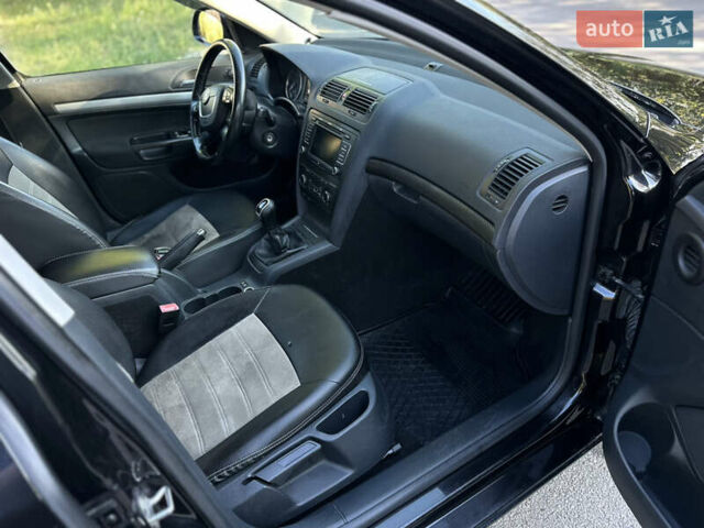 Чорний Шкода Октавія, об'ємом двигуна 1.8 л та пробігом 314 тис. км за 7300 $, фото 29 на Automoto.ua