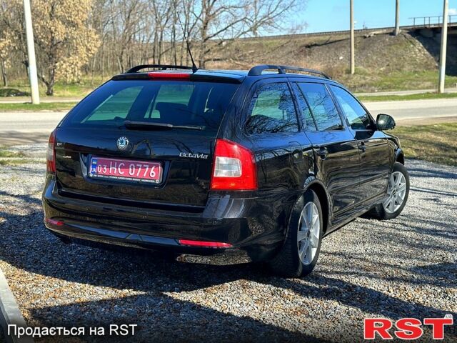 Черный Шкода Октавия, объемом двигателя 16 л и пробегом 176 тыс. км за 8899 $, фото 4 на Automoto.ua