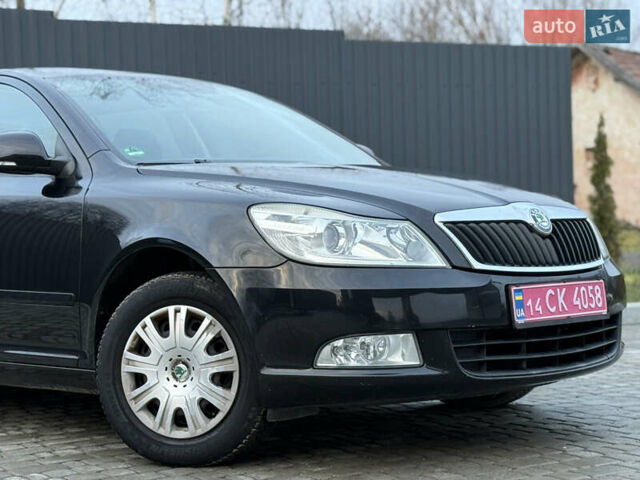 Черный Шкода Октавия, объемом двигателя 1.6 л и пробегом 202 тыс. км за 7490 $, фото 81 на Automoto.ua