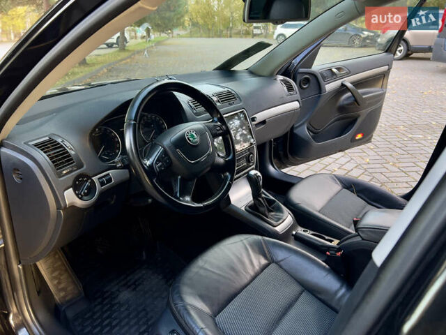 Чорний Шкода Октавія, об'ємом двигуна 1.6 л та пробігом 330 тис. км за 7499 $, фото 32 на Automoto.ua
