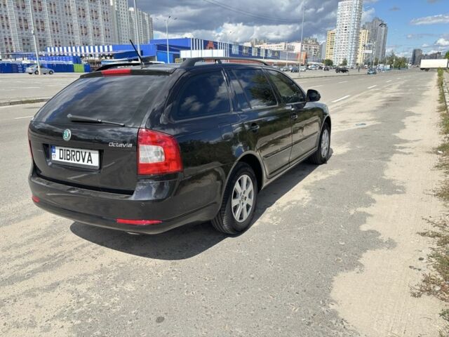 Чорний Шкода Октавія, об'ємом двигуна 1.6 л та пробігом 240 тис. км за 9000 $, фото 6 на Automoto.ua