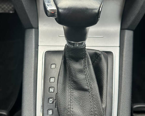Черный Шкода Октавия, объемом двигателя 1.4 л и пробегом 172 тыс. км за 8100 $, фото 13 на Automoto.ua