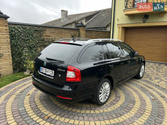Черный Шкода Октавия, объемом двигателя 1.8 л и пробегом 156 тыс. км за 9900 $, фото 1 на Automoto.ua