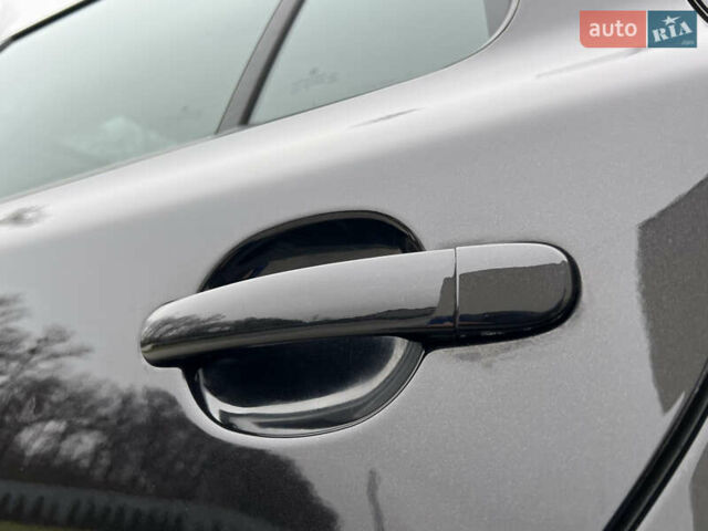 Черный Шкода Октавия, объемом двигателя 2 л и пробегом 229 тыс. км за 11650 $, фото 49 на Automoto.ua