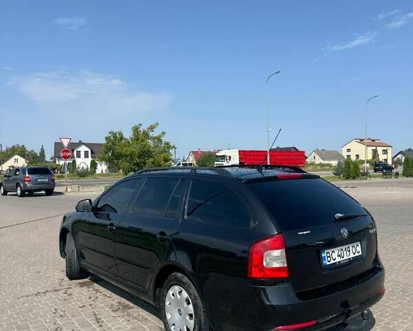 Шкода Октавия 2010 в Городке на Automoto.ua Черный Шкода Октавия, объемом двигателя 1.8 л и пробегом 238 тыс. км за 7500 $, фото 2 на Automoto.ua