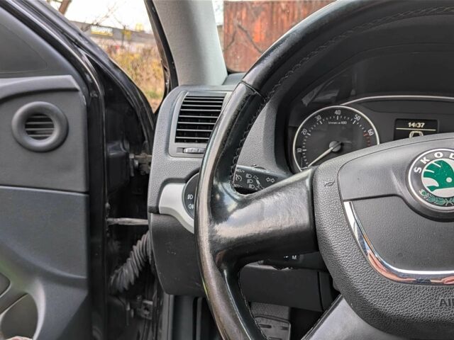 Черный Шкода Октавия, объемом двигателя 1.4 л и пробегом 258 тыс. км за 7200 $, фото 6 на Automoto.ua