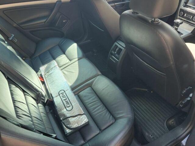 Черный Шкода Октавия, объемом двигателя 2 л и пробегом 260 тыс. км за 9800 $, фото 5 на Automoto.ua