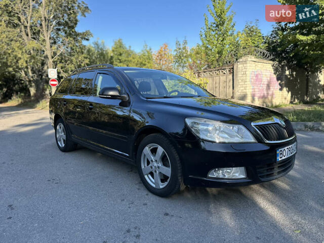 Чорний Шкода Октавія, об'ємом двигуна 1.8 л та пробігом 314 тис. км за 7300 $, фото 1 на Automoto.ua
