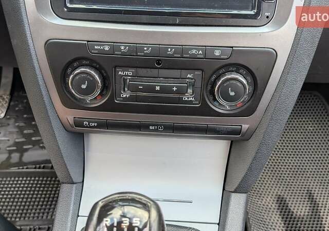 Черный Шкода Октавия, объемом двигателя 1.39 л и пробегом 258 тыс. км за 7200 $, фото 12 на Automoto.ua